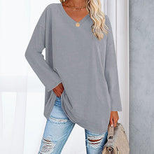 Laden Sie das Bild in den Galerie-Viewer, 🔥 Sommerspecial 🔥Damen Lockeres Langärmeliges Modisches T-Shirt mit V-Ausschnitt