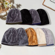 Laden Sie das Bild in den Galerie-Viewer, Gestrickte Thermomütze