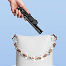 Laden Sie das Bild in den Galerie-Viewer, Selfie-Stick mit LED-Aufhelllicht