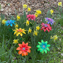 Laden Sie das Bild in den Galerie-Viewer, Gartendekoration Metall Blumen