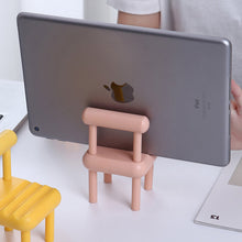 Laden Sie das Bild in den Galerie-Viewer, Handyhalter in Stuhlform