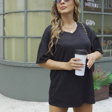 Laden Sie das Bild in den Galerie-Viewer, Damen lockeres halbärmliges T-Shirt mit V-Ausschnitt aus Baumwolle