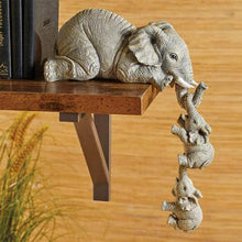 Laden Sie das Bild in den Galerie-Viewer, Elefant mütterliche Liebe Skulptur
