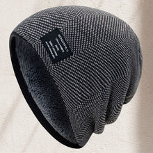 Laden Sie das Bild in den Galerie-Viewer, Gestrickte Thermomütze