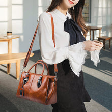 Laden Sie das Bild in den Galerie-Viewer, Neue Handtaschen aus Ölwachsleder Boston, große Tragetasche aus weichem Leder