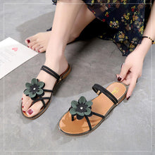 Laden Sie das Bild in den Galerie-Viewer, Sandalen mit niedrigem Absatz