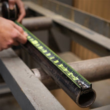 Laden Sie das Bild in den Galerie-Viewer, Fluoreszierendes Maßband aus Stahl