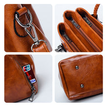 Laden Sie das Bild in den Galerie-Viewer, Neue Handtaschen aus Ölwachsleder Boston, große Tragetasche aus weichem Leder