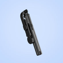 Laden Sie das Bild in den Galerie-Viewer, Selfie-Stick mit LED-Aufhelllicht
