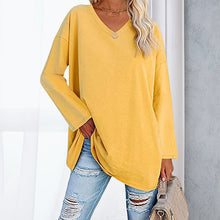 Laden Sie das Bild in den Galerie-Viewer, 🔥 Sommerspecial 🔥Damen Lockeres Langärmeliges Modisches T-Shirt mit V-Ausschnitt
