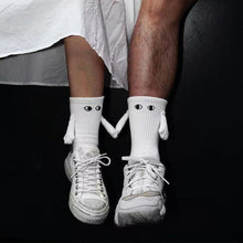 Laden Sie das Bild in den Galerie-Viewer, Lustige magnetische Socken
