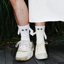Laden Sie das Bild in den Galerie-Viewer, Lustige magnetische Socken
