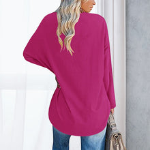 Laden Sie das Bild in den Galerie-Viewer, 🔥 Sommerspecial 🔥Damen Lockeres Langärmeliges Modisches T-Shirt mit V-Ausschnitt
