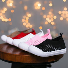 Laden Sie das Bild in den Galerie-Viewer, Baby Mesh Sneakers Entwickelt für Kinder unter 6 Jahre alt
