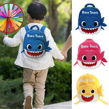 Laden Sie das Bild in den Galerie-Viewer, Baby Shark Rucksack
