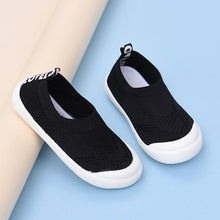 Laden Sie das Bild in den Galerie-Viewer, Baby Mesh Sneakers Entwickelt für Kinder unter 6 Jahre alt
